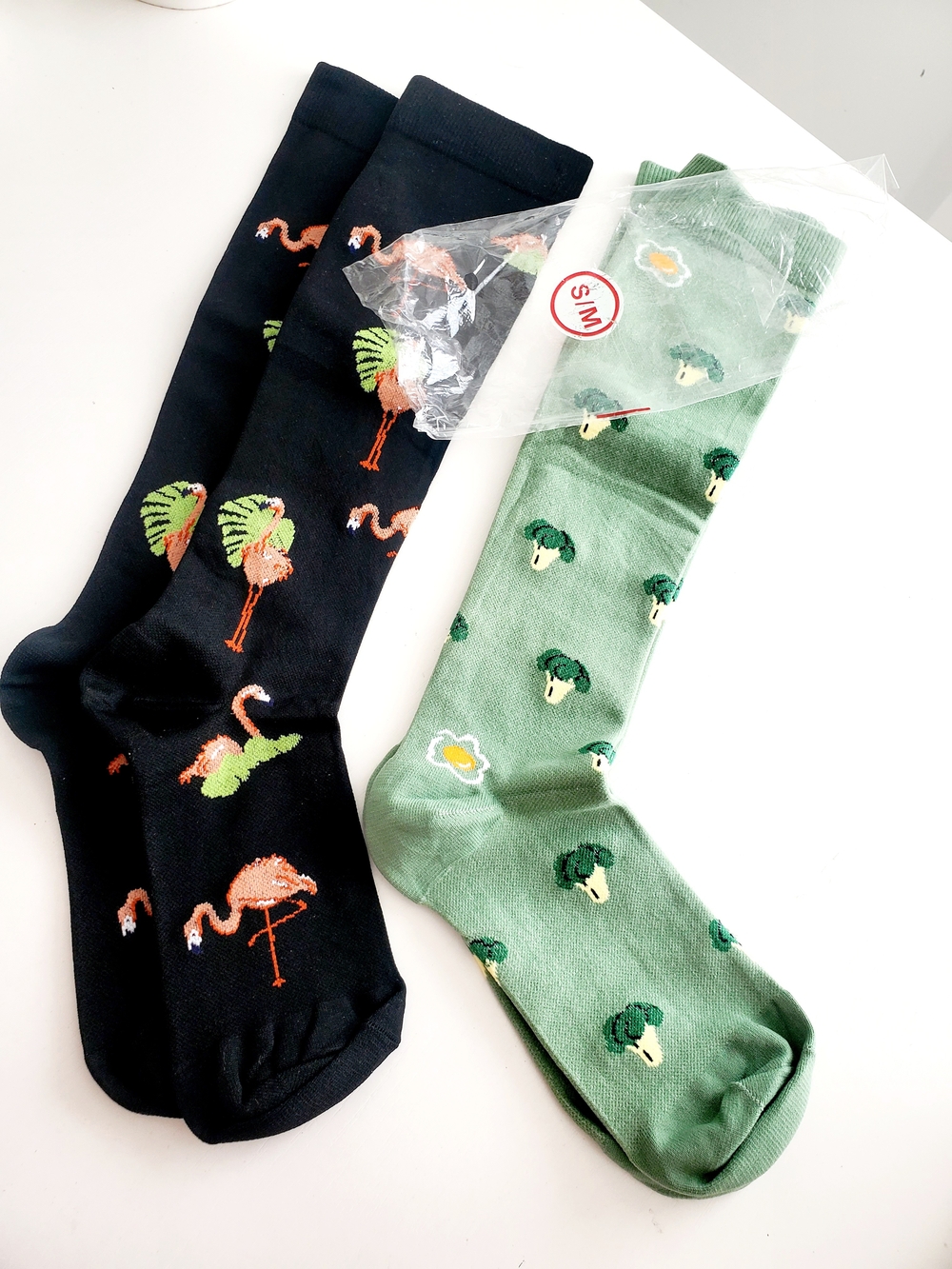 Novel Graphic Under The Knee Socks - Black Flamingo & Green Broccoli